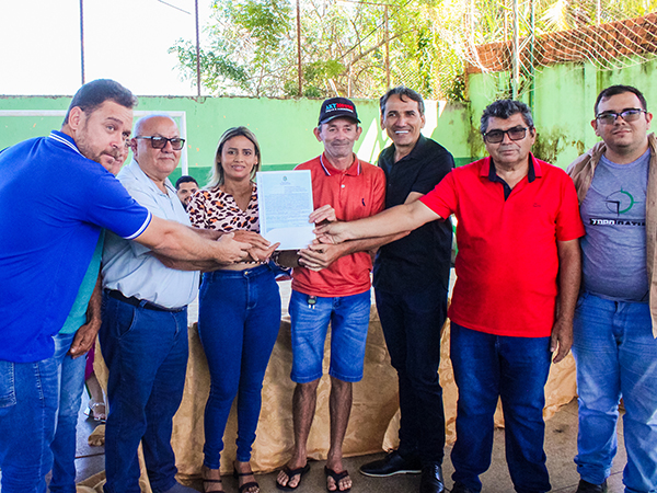 Prefeitura de Granjeiro entrega Títulos de Terras a 188 famílias agricultoras